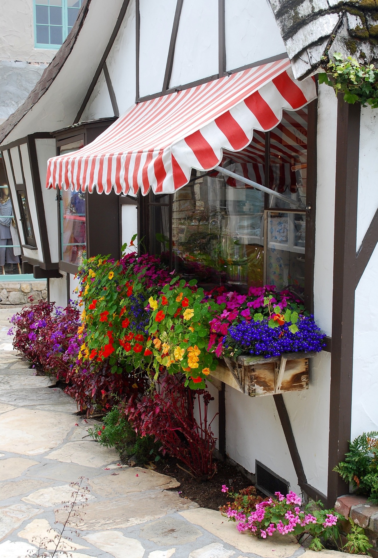 High-end Awning Installation